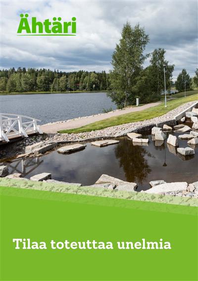 Kuvassa kävelyreitti Ähtärin rantamaisemassa