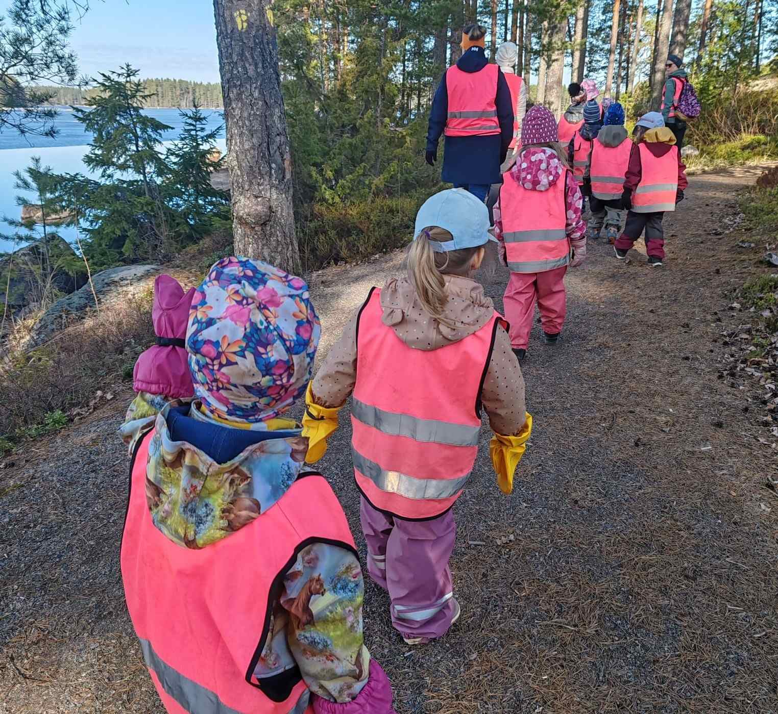 Vaka ja koulutus esiopetuksen etusivun kuva pienempi 